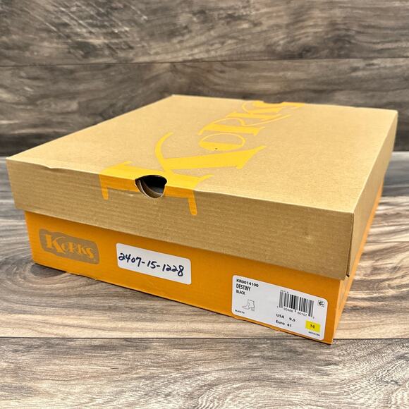 NIB Korks by Kork Ease Destiny 9.5M Block Heel Ankle Boots Booties Black - Picture 10 of 10